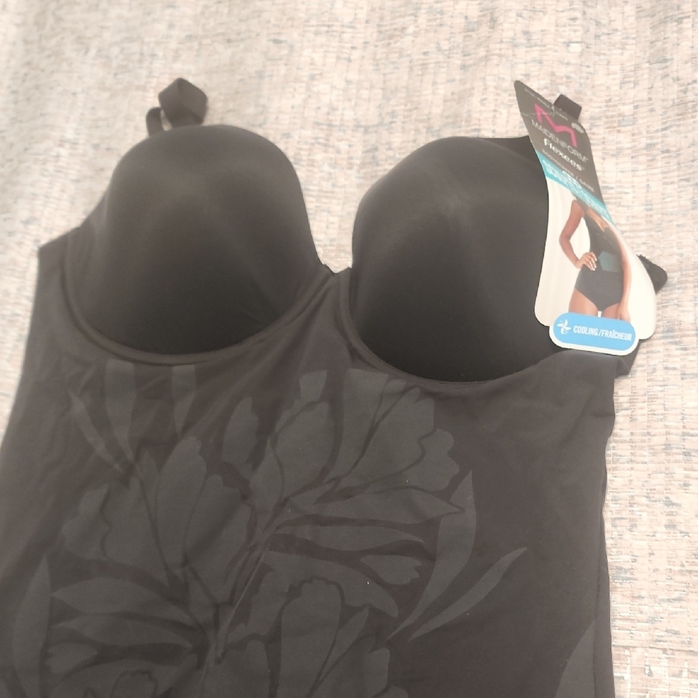 Maidenform Black Shapewear with Molded Cups BNWT